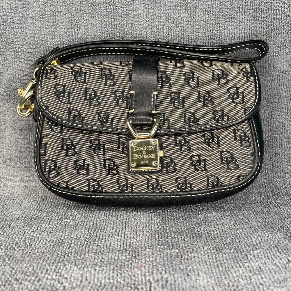 NWOT Vintage Dooney & Bourke Hobo Bucket Bag